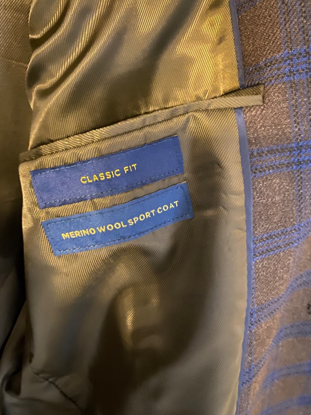 Blazer - Picture 4 of 5